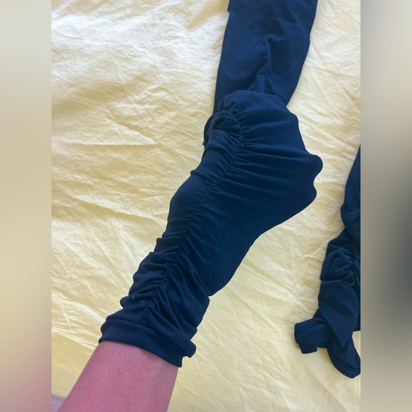 ALICE & Olivia Black Footless Tights / Leggings - Picture 3 of 3